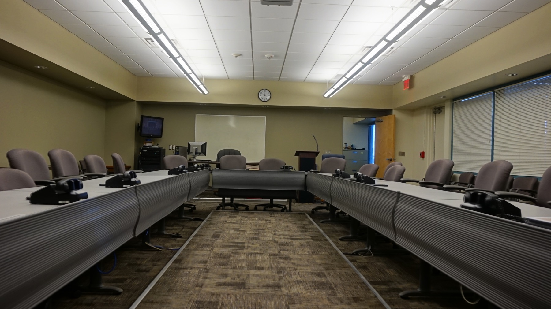 ABQ Airport, Briefing Room Mountain Film